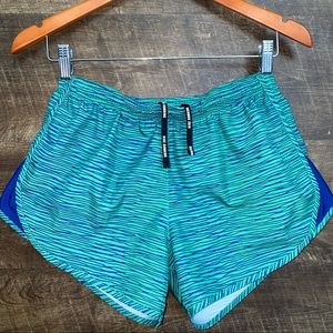 NIKE Equilibrium Tempo Running Shorts Green Teal Size Small